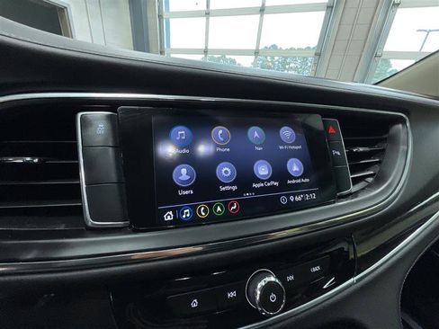 Used 2020 Buick Enclave Essence w/ Sound and Sites Package FWD image 17