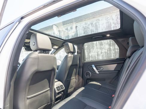 Used 2024 Land Rover Discovery Sport Dynamic SE AWD/4WD image 35