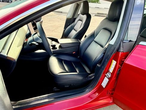 Used 2020 Tesla Model 3 Standard Range Plus RWD image 30