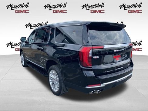 Used 2025 GMC Yukon XL Denali AWD/4WD image 5
