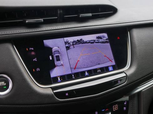 Used 2022 Cadillac XT5 Sportv w/ Technology Package image 17