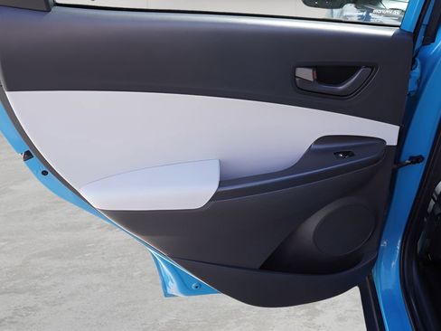 Used 2022 Hyundai Kona SEL w/ Cargo Package image 12