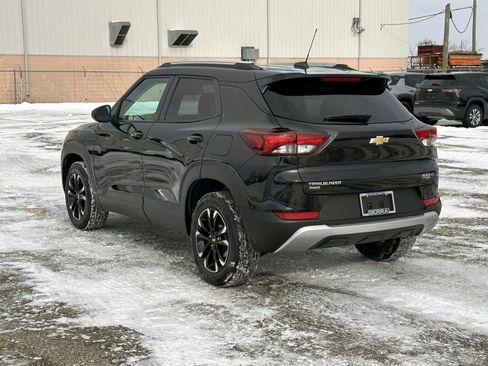 Used 2023 Chevrolet TrailBlazer LT image 3