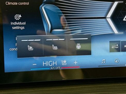 New 2026 BMW X5 xDrive40i w/ M Sport Package image 21