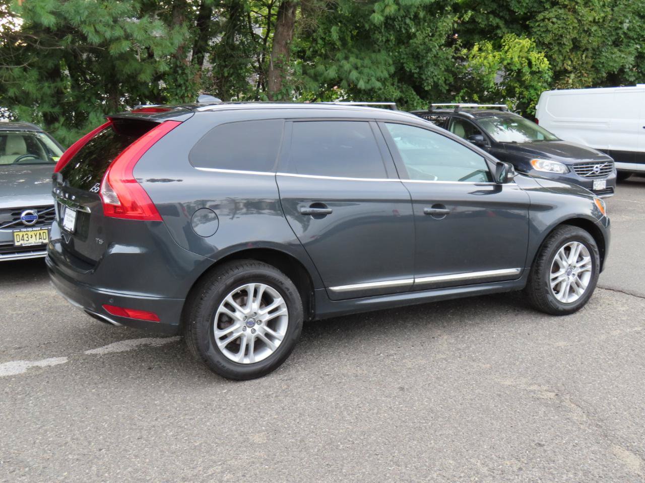 Used 2015 Volvo XC60 T5 Premier FWD image 6