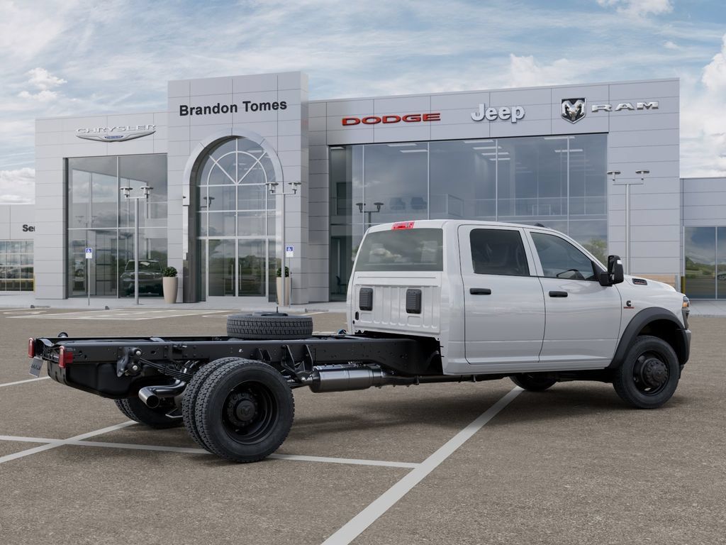New 2026 RAM 5500 Tradesman AWD/4WD image 4