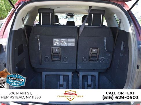 Used 2025 Kia Carnival FWD image 35