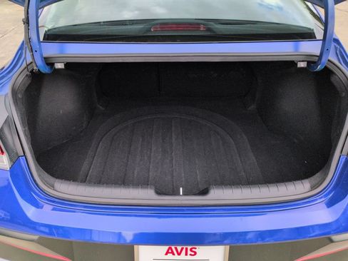 Used 2025 Hyundai Elantra SEL FWD image 27