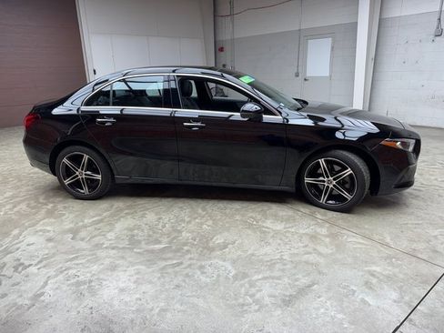 Used 2022 Mercedes-Benz A 220 4MATIC image 6