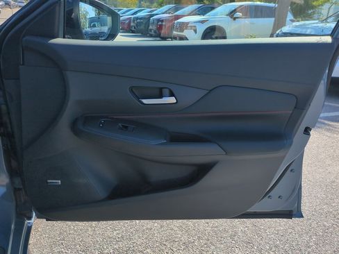 New 2026 Nissan Sentra SR w/ SR Premium Package FWD image 36