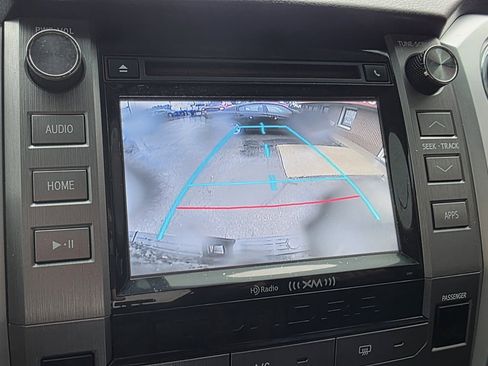 Used 2015 Toyota Tundra SR5 image 17