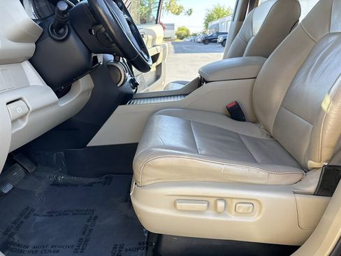 Used 2015 Honda Pilot Touring image 24