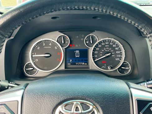 Used 2014 Toyota Tundra Limited w/ Limited Premium Package AWD/4WD image 12