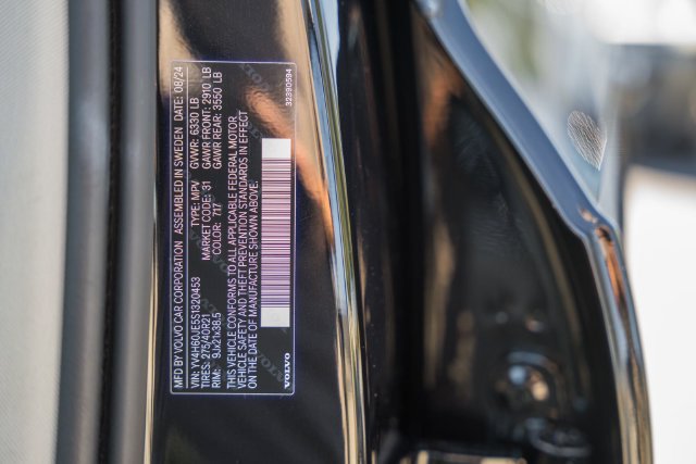 Certified 2025 Volvo XC90 T8 Plus w/ Protection Package Premier AWD/4WD image 41