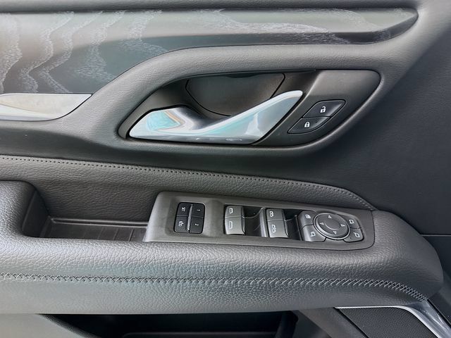 Used 2022 GMC Yukon Denali AWD/4WD image 18