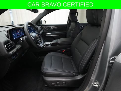 Certified 2026 Chevrolet Traverse LT AWD/4WD image 7