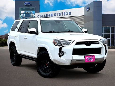 Used 2023 Toyota 4Runner TRD Off-Road Premium image 1