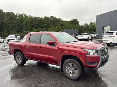 Certified 2025 Nissan Frontier SV AWD/4WD image 7