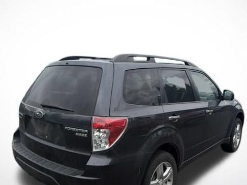 Used 2010 Subaru Forester 2.5X Premium w/ Popular Equipment Group 1A AWD/4WD image 5
