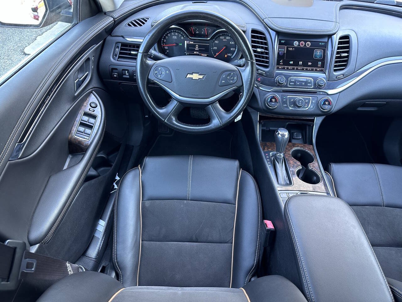 Used 2015 Chevrolet Impala LT w/ Convenience Package FWD image 40