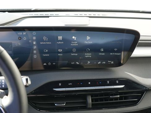 Used 2025 Buick Enclave Preferred image 22