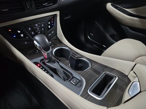 Used 2019 Buick Envision Premium w/ Driver Confidence Package AWD/4WD image 22