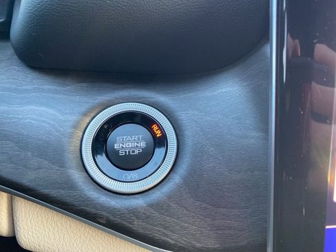 New 2025 Jeep Grand Cherokee Limited image 22