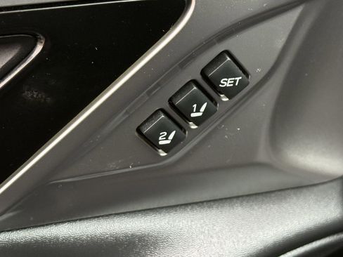 Used 2022 Subaru Outback Limited XT AWD/4WD image 18