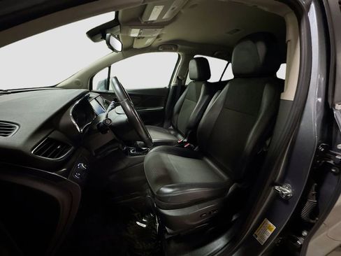 Used 2019 Buick Encore Preferred image 23