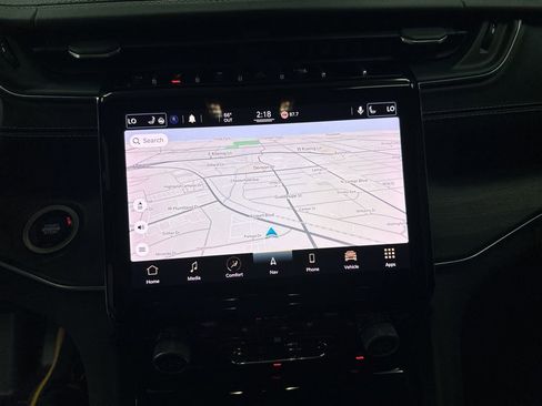 Used 2021 Jeep Grand Cherokee L Overland w/ Luxury Tech Group IV image 15