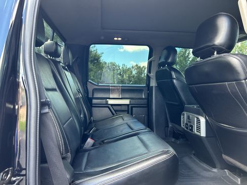 Used 2017 Ford F250 Lariat w/ Lariat Ultimate Package AWD/4WD image 14
