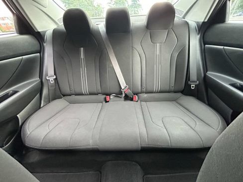 Used 2021 Hyundai Elantra SEL w/ Cargo Package FWD image 26