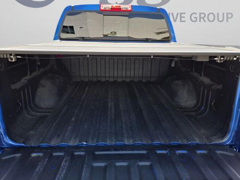 Used 2018 Chevrolet Colorado Z71 AWD/4WD image 13