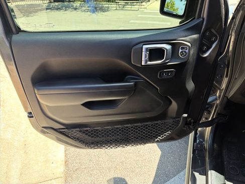 Used 2020 Jeep Wrangler Unlimited Sport AWD/4WD image 17