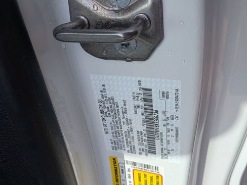 Used 2019 Ford Mustang GT Premium w/ Equipment Group 401A RWD image 29
