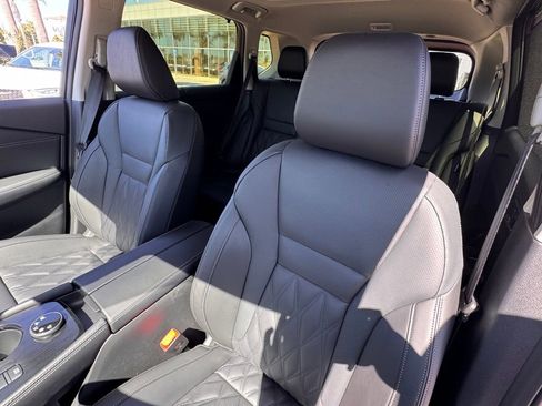 New 2026 Nissan Rogue Platinum AWD/4WD image 10