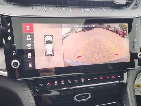 New 2026 Jeep Grand Cherokee Limited AWD/4WD image 13