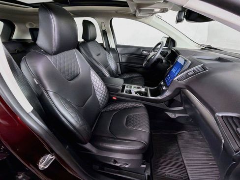 Used 2024 Ford Edge Titanium AWD/4WD image 30