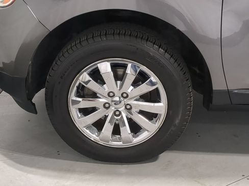 Used 2010 Ford Edge Limited FWD image 17