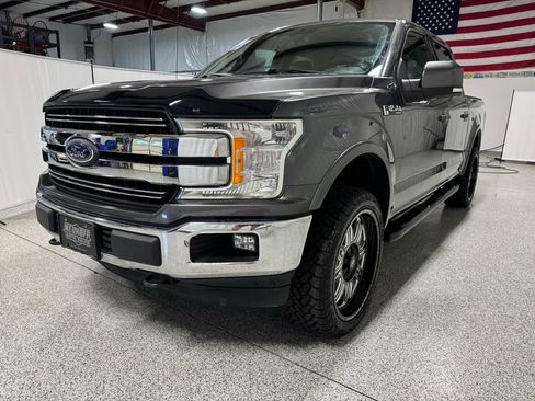 Used 2018 Ford F150 Lariat w/ Trailer Tow Package image 4