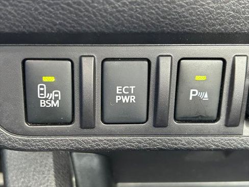 Certified 2023 Toyota Tacoma TRD Pro AWD/4WD image 28