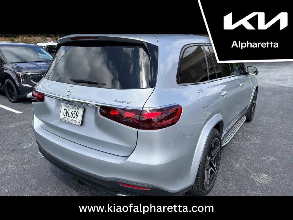 Used 2025 Mercedes-Benz GLS 450 4MATIC image 3