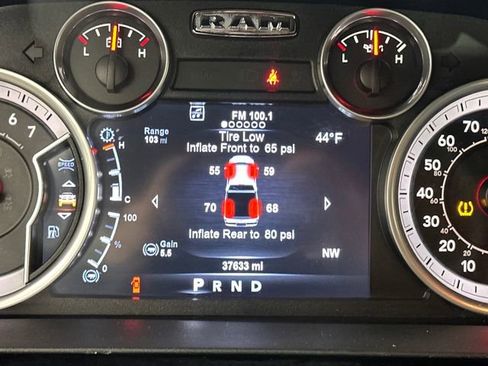 Used 2015 RAM 2500 Big Horn image 18