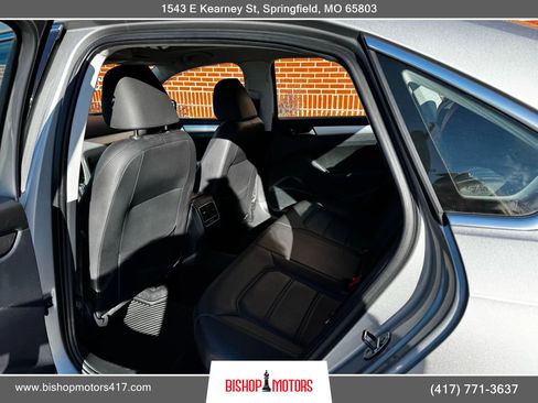 Used 2013 Volkswagen Passat 2.5 SE FWD image 13
