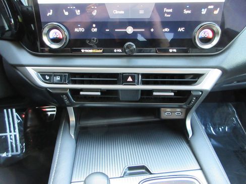 Used 2024 Lexus RX 500h F Sport AWD/4WD image 46