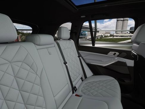 New 2026 BMW X5 sDrive40i RWD image 36