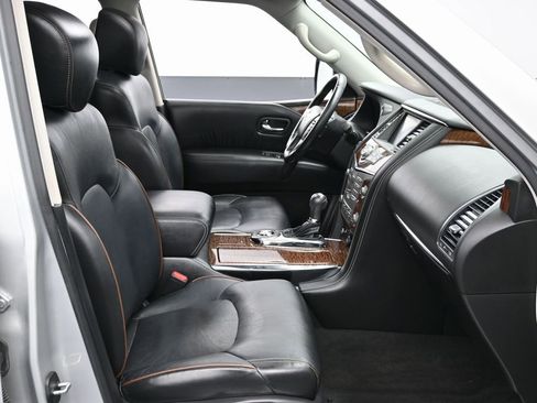 Used 2019 Nissan Armada Platinum w/ Captain's Chairs Package RWD image 37