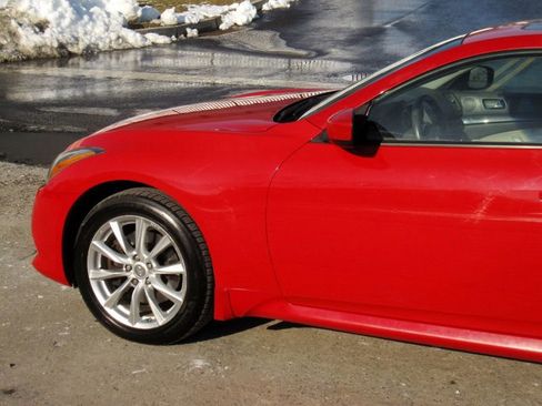 Used 2011 INFINITI G37 x Coupe w/ Premium Pkg image 7