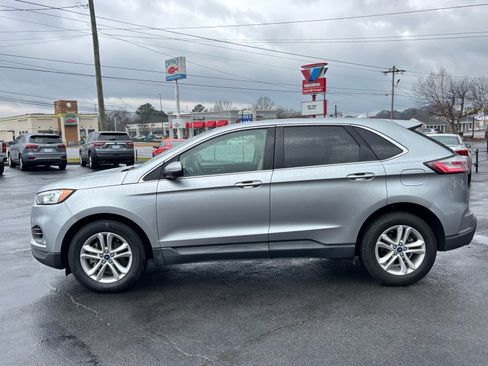 Used 2020 Ford Edge SEL w/ Convenience Package image 3