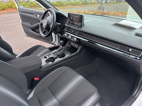 Used 2022 Honda Civic Sport image 28